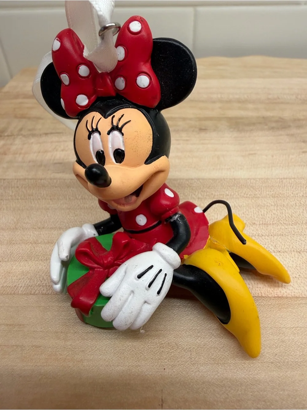 Hallmark Disney Minnie Mouse with Gift Christmas Ornament